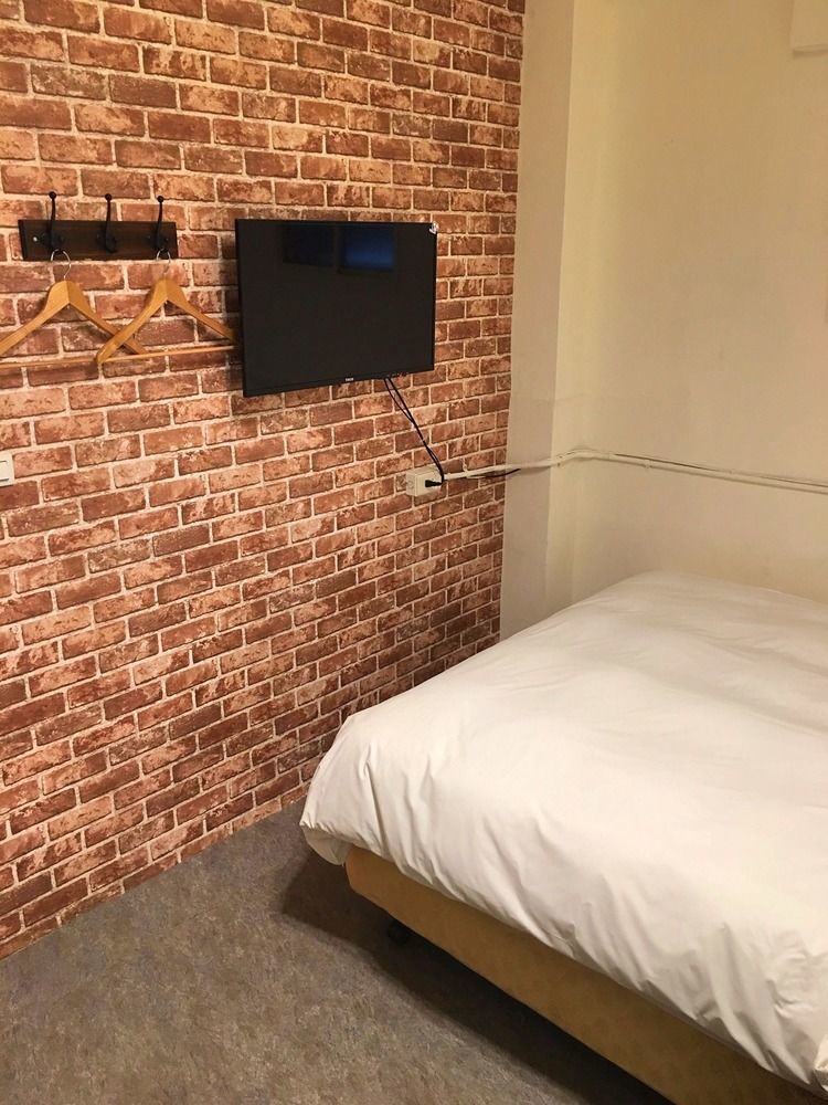 Dc Hotel Taichung Exterior photo